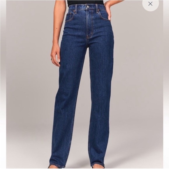Abercrombie & Fitch Denim - Abercrombie & Fitch Women's Straight Leg Jeans - Dark Blue